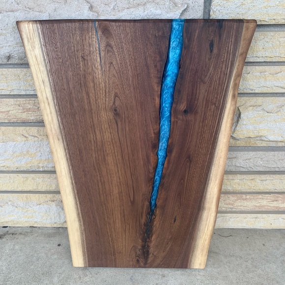 COPY - Handmade live edge charcuterie serving board - Picture 4 of 4